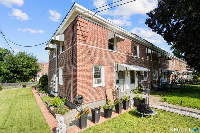 18 Court A, Bridgeport, CT 06610