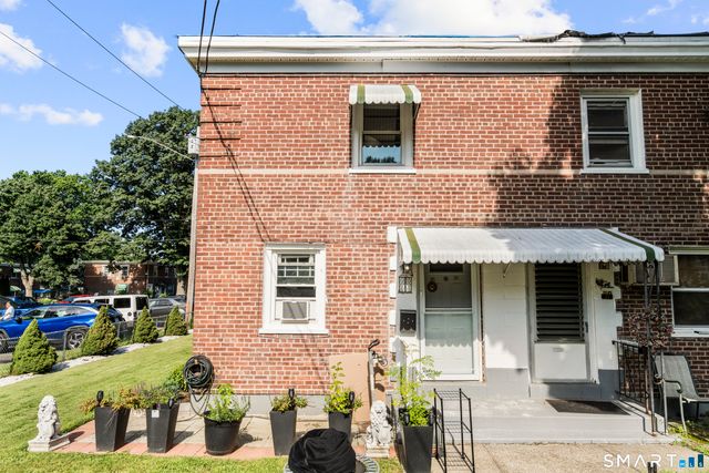 18 Court A, Bridgeport, CT 06610