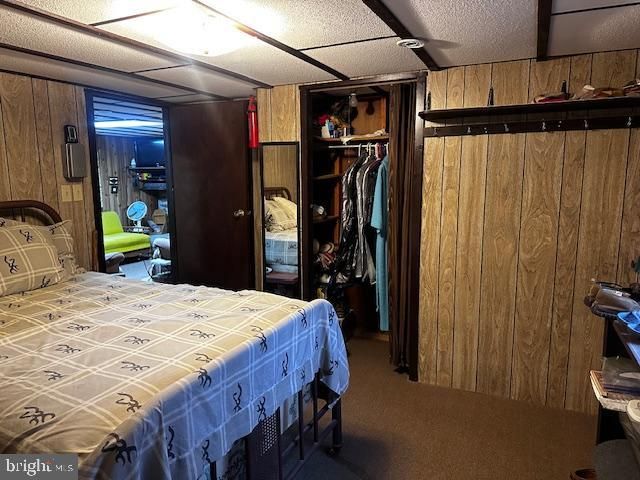 4998 BLACK LOG RD, Orbisonia, PA 17243