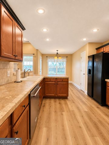 262 Grove Lane, Kathleen, GA 31047