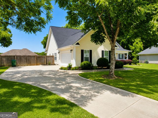 262 Grove Lane, Kathleen, GA 31047