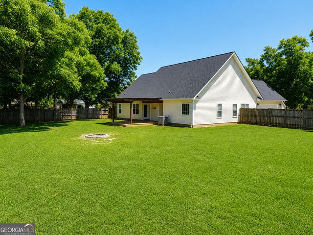 262 Grove Lane, Kathleen, GA 31047
