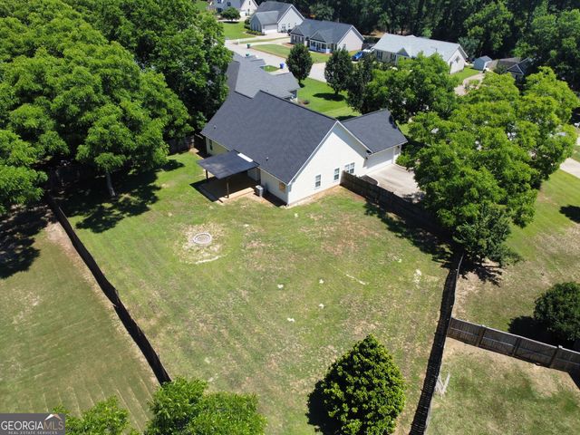 262 Grove Lane, Kathleen, GA 31047
