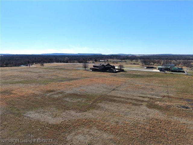 10034 233rd Street, Porum, OK 74455