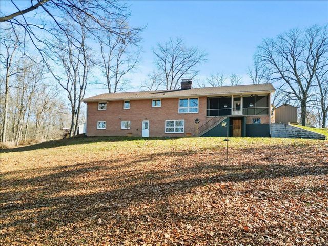 1704 Naughtingham Road, Newark, OH 43055