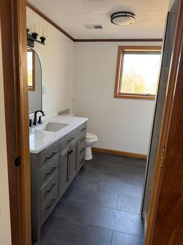 1704 Naughtingham Road, Newark, OH 43055