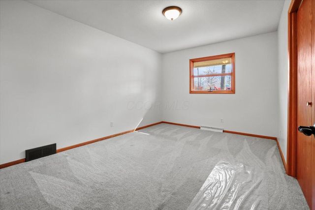 1704 Naughtingham Road, Newark, OH 43055