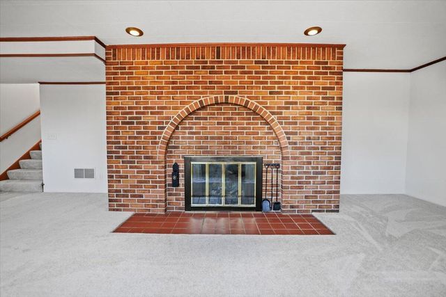 1704 Naughtingham Road, Newark, OH 43055