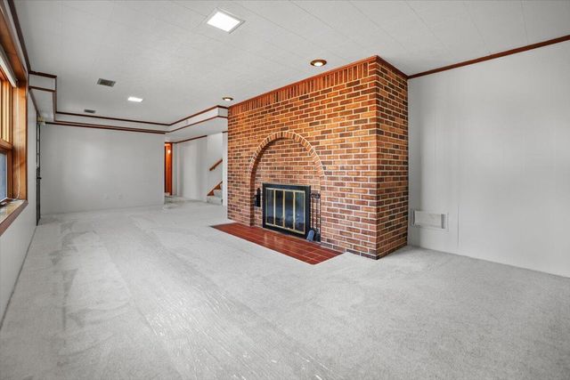 1704 Naughtingham Road, Newark, OH 43055