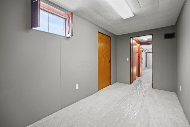 1704 Naughtingham Road, Newark, OH 43055