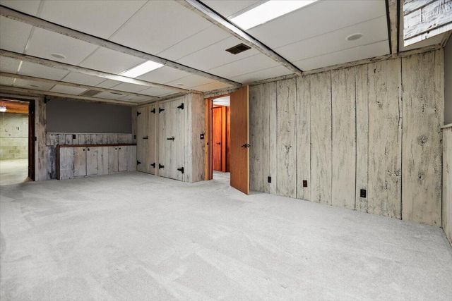 1704 Naughtingham Road, Newark, OH 43055