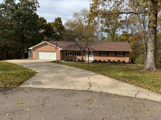 1704 Naughtingham Road, Newark, OH 43055