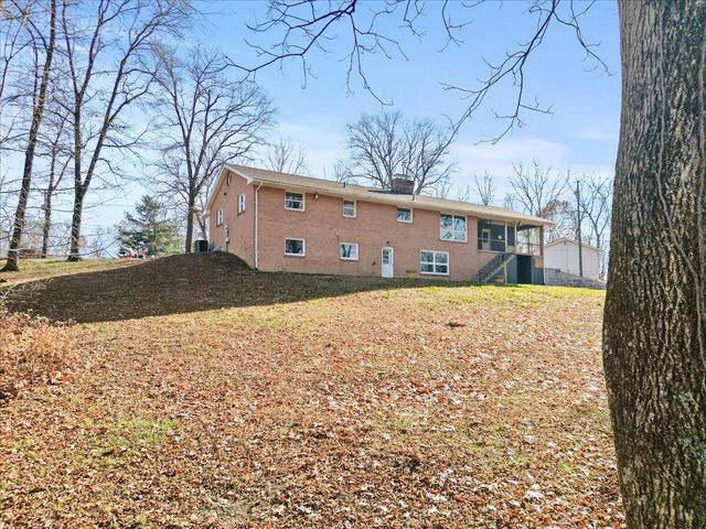 1704 Naughtingham Road, Newark, OH 43055