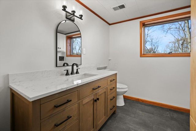 1704 Naughtingham Road, Newark, OH 43055