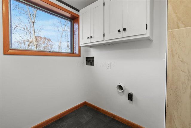 1704 Naughtingham Road, Newark, OH 43055