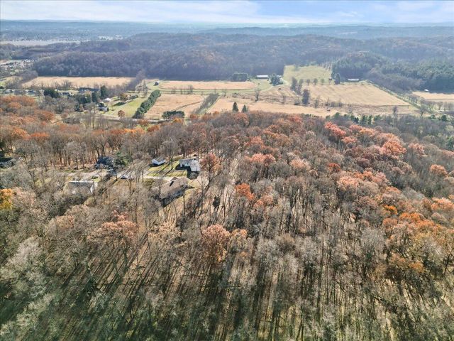 1704 Naughtingham Road, Newark, OH 43055