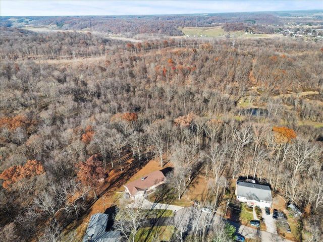 1704 Naughtingham Road, Newark, OH 43055