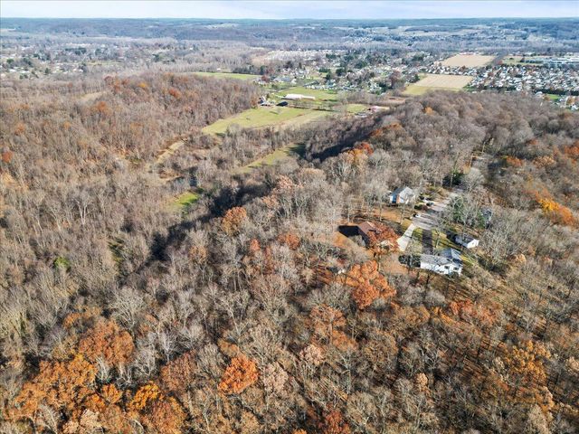 1704 Naughtingham Road, Newark, OH 43055