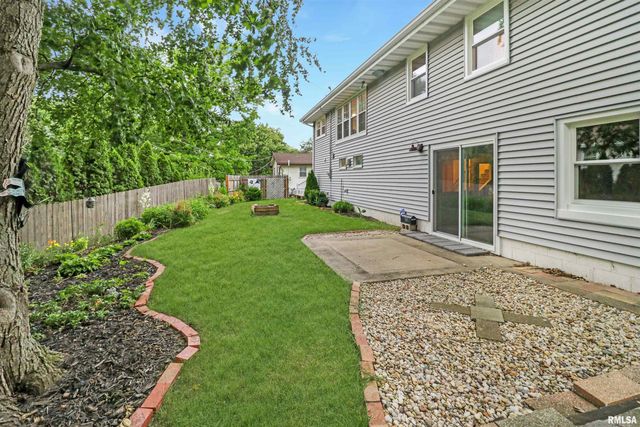 1912 W RIVIERA Drive, Peoria, IL 61614