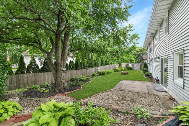 1912 W RIVIERA Drive, Peoria, IL 61614