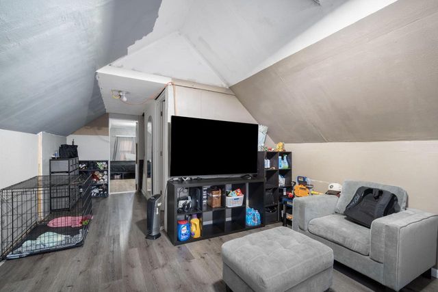 2960 S 15th PLACE, Milwaukee, WI 53215