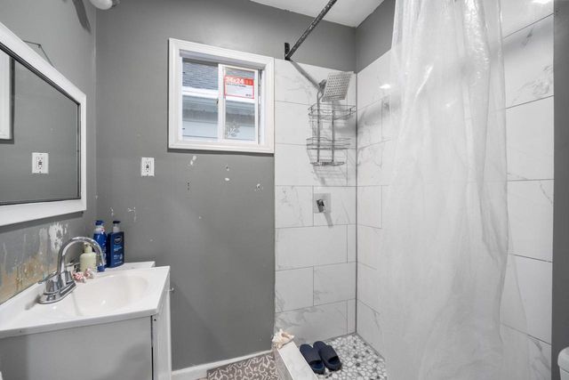 2960 S 15th PLACE, Milwaukee, WI 53215