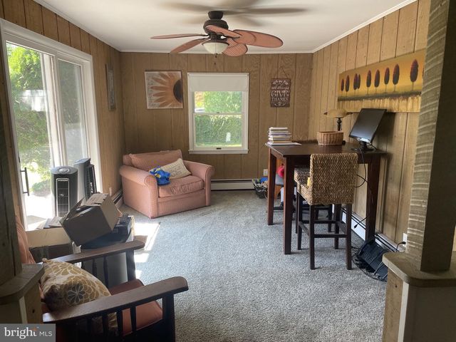 11 OREGON AVE, Cherry Hill, NJ 08002