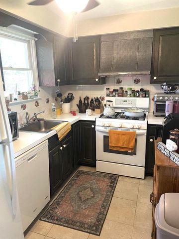 11 OREGON AVE, Cherry Hill, NJ 08002