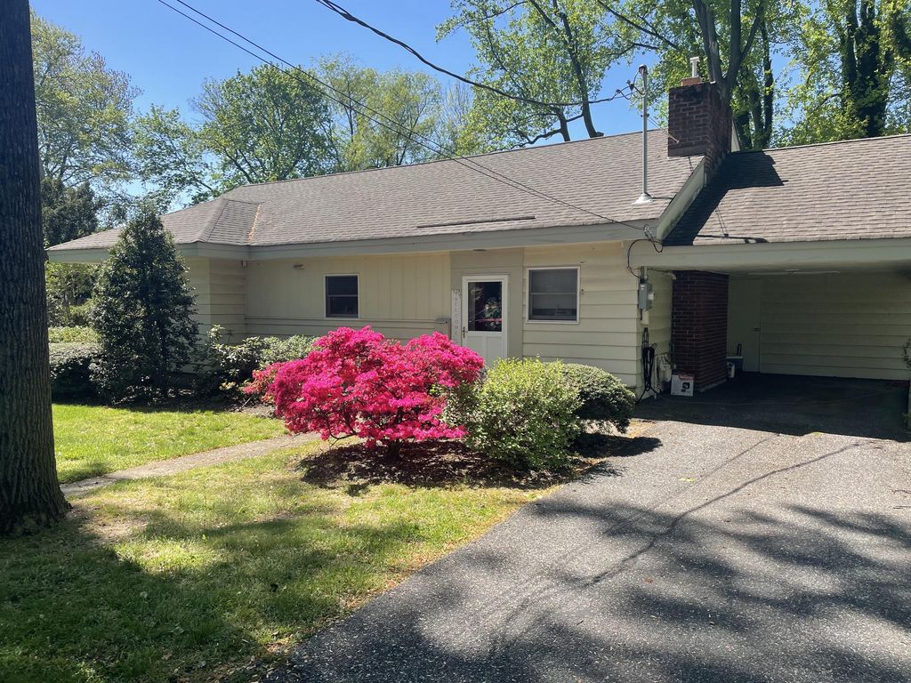 11 OREGON AVE, Cherry Hill, NJ 08002