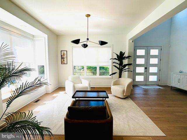 2033 GRIFFITH ROAD, Falls Church, VA 22043