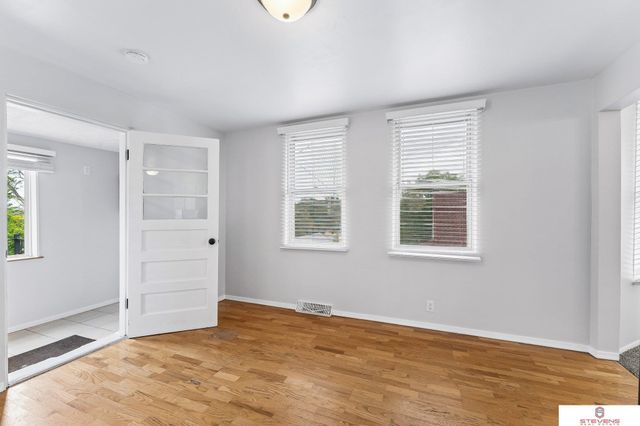 6312 Evans Street, Omaha, NE 68104