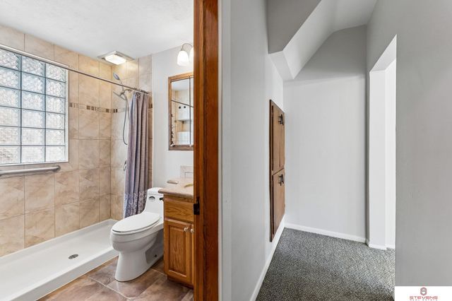 6312 Evans Street, Omaha, NE 68104