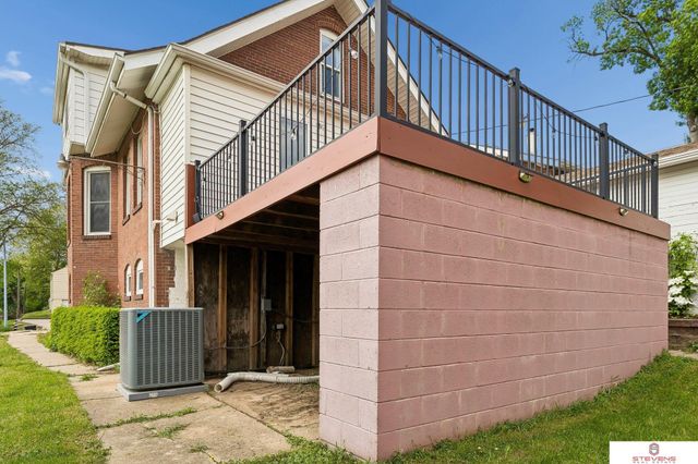 6312 Evans Street, Omaha, NE 68104