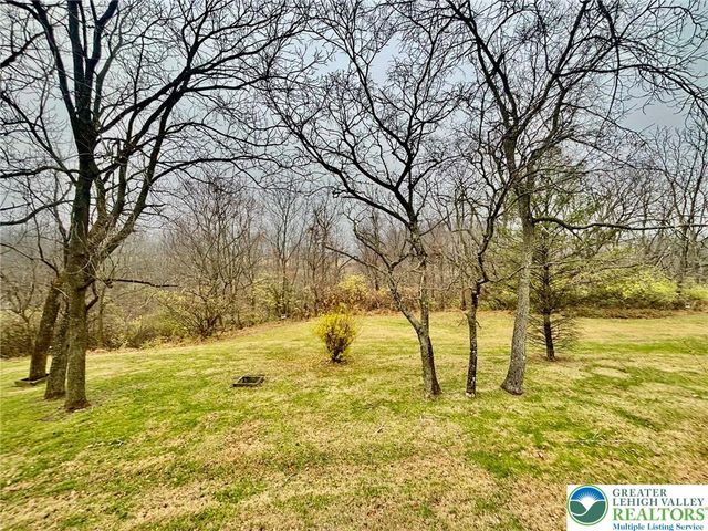 132 Nazareth Drive, Moore Twp, PA 18064