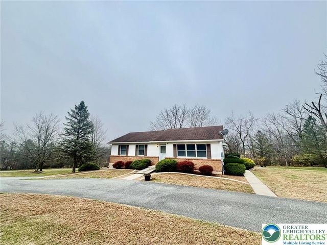 132 Nazareth Drive, Moore Twp, PA 18064