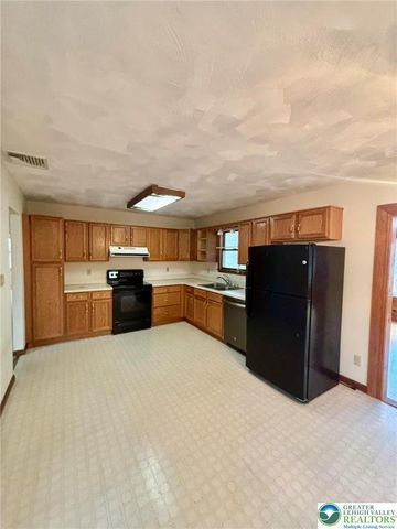 132 Nazareth Drive, Moore Twp, PA 18064