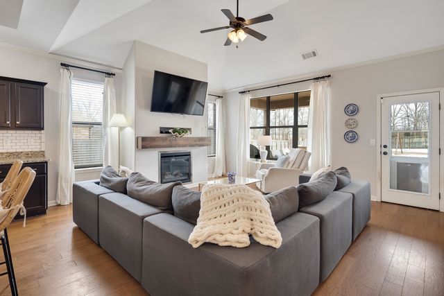 6162 JENE RIDGE CIR, Arlington, TN 38002