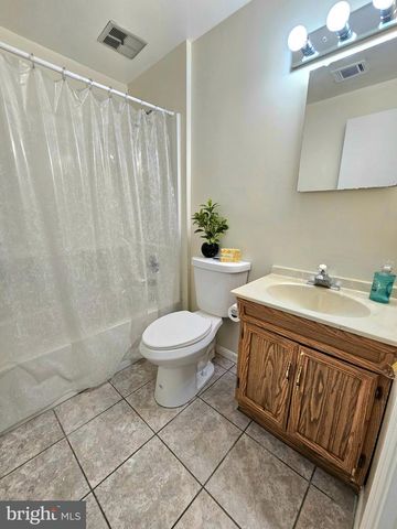 19 CASINO CT, Silver Spring, MD 20906