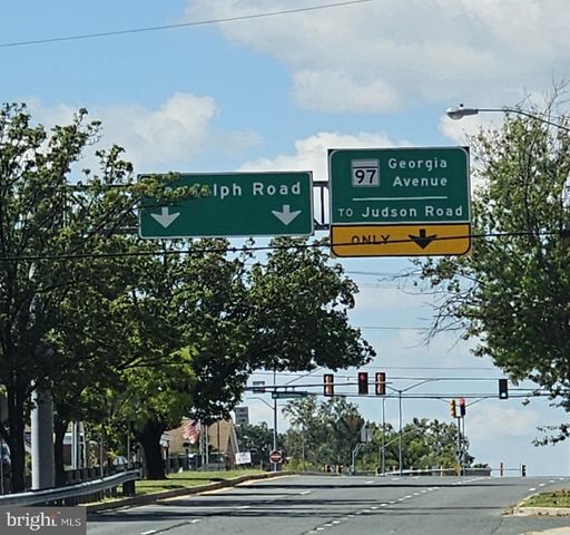 19 CASINO CT, Silver Spring, MD 20906