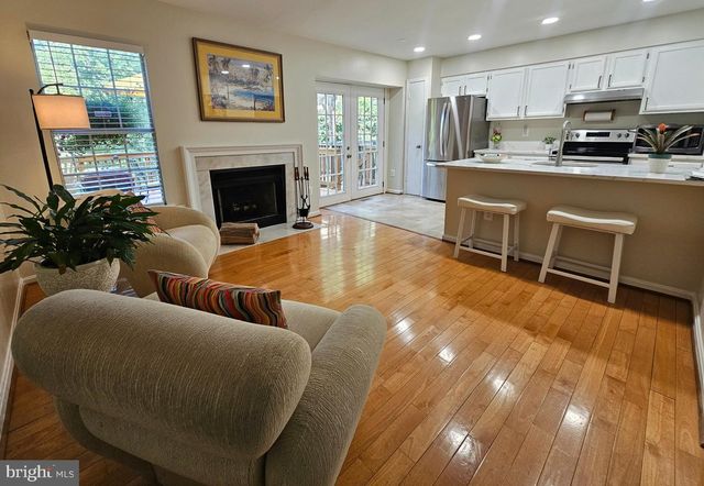 19 CASINO CT, Silver Spring, MD 20906