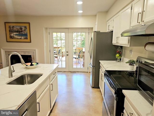 19 CASINO CT, Silver Spring, MD 20906