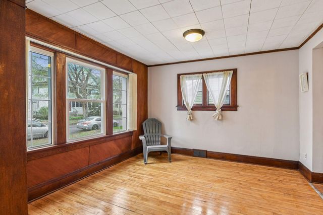 1038 23rd Avenue SE, Minneapolis, MN 55414