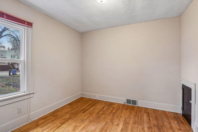 1038 23rd Avenue SE, Minneapolis, MN 55414