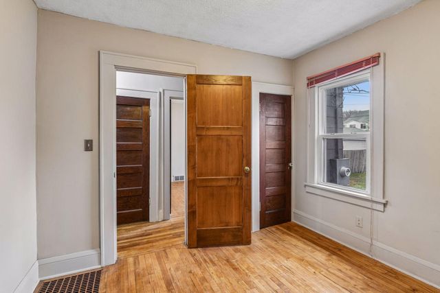 1038 23rd Avenue SE, Minneapolis, MN 55414