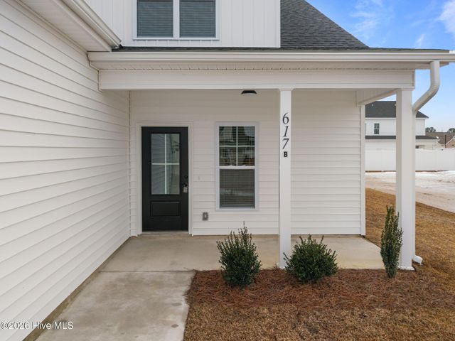 617 Abigail Taylor Drive B, Greenville, NC 27834