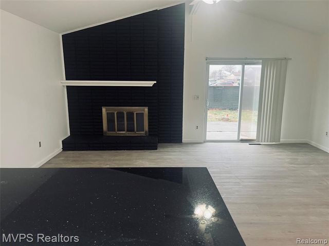 35267 Eden Park Drive, Sterling Heights, MI 48312