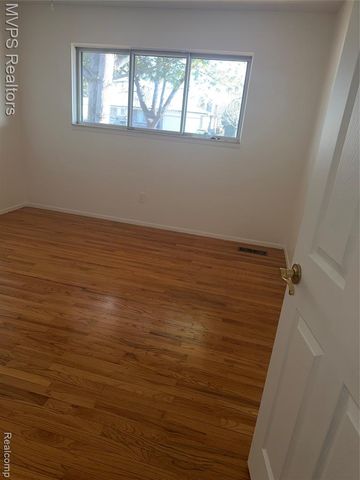 35267 Eden Park Drive, Sterling Heights, MI 48312