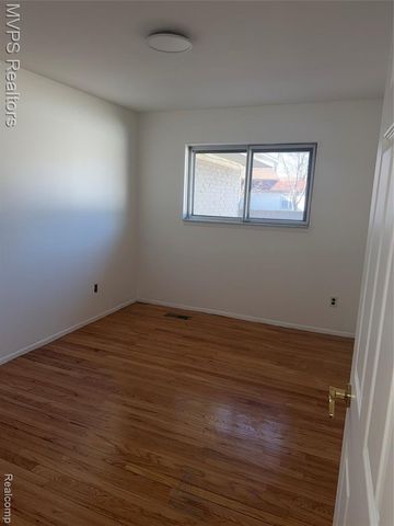 35267 Eden Park Drive, Sterling Heights, MI 48312