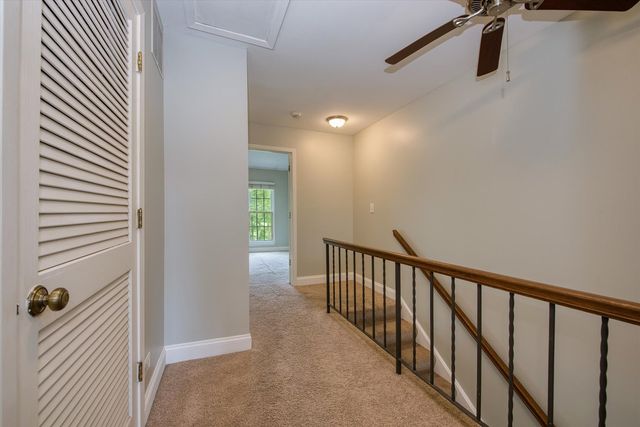 112 GOLFVIEW Drive 112, Glendale Heights, IL 60139