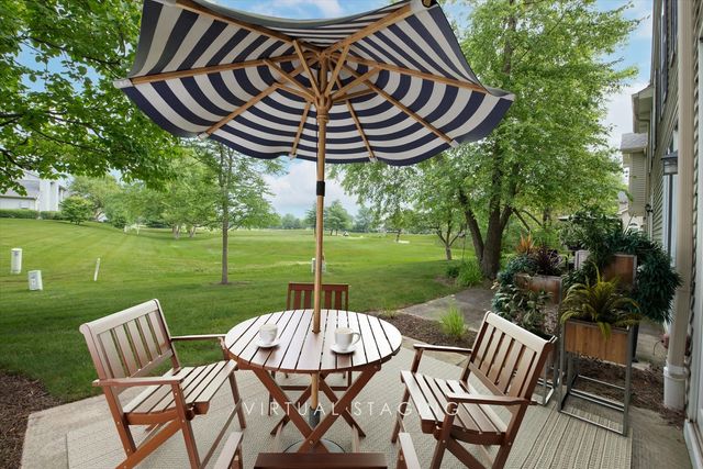 112 GOLFVIEW Drive 112, Glendale Heights, IL 60139